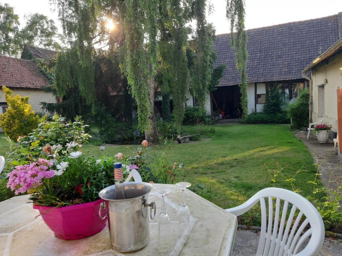 Le Domaine Des Anges Pensionat Wavrans-sur-l'Aa Exteriör bild